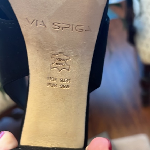 Black suede chunky heeled platform strappy sandals - Picture 6 of 9